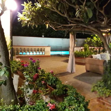 Teresa Сasa de vacaciones Trappeto (Sicily)