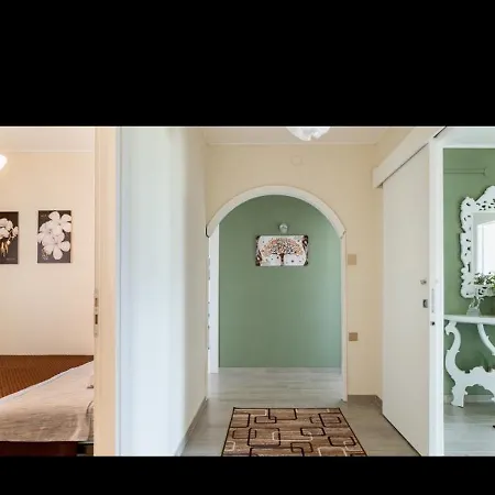 Teresa Сasa de vacaciones Trappeto (Sicily)